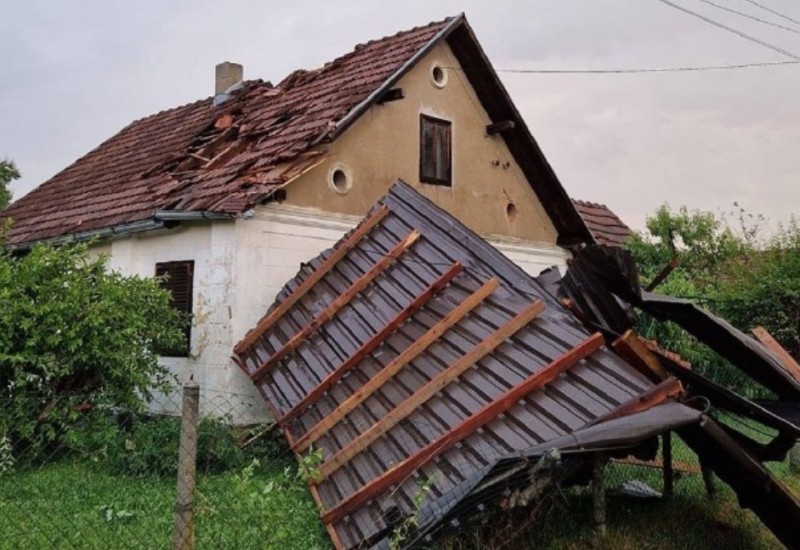 Tragedija u Prnjavoru: Radnik poginuo dok je popravljao kvarove nakon nevremena