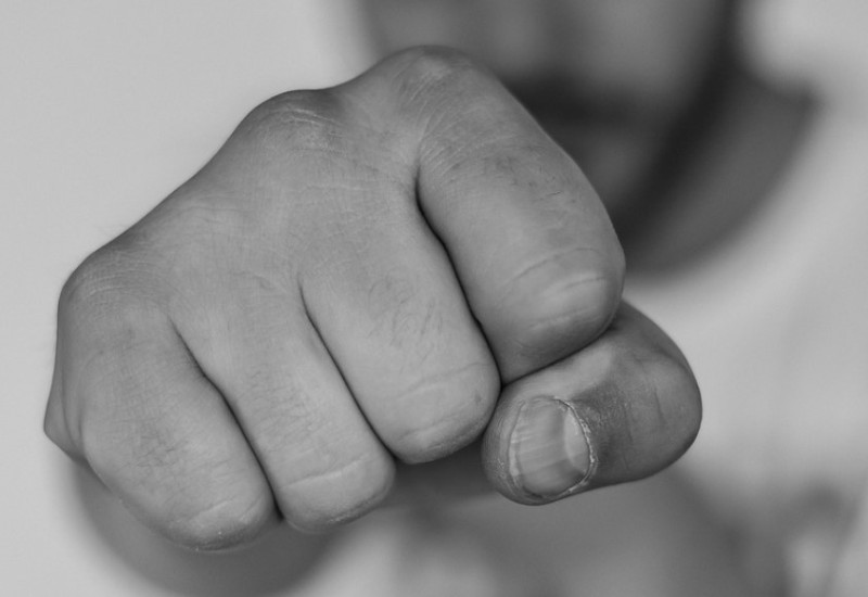 Prva tuča navijača na Mundijalu (VIDEO)