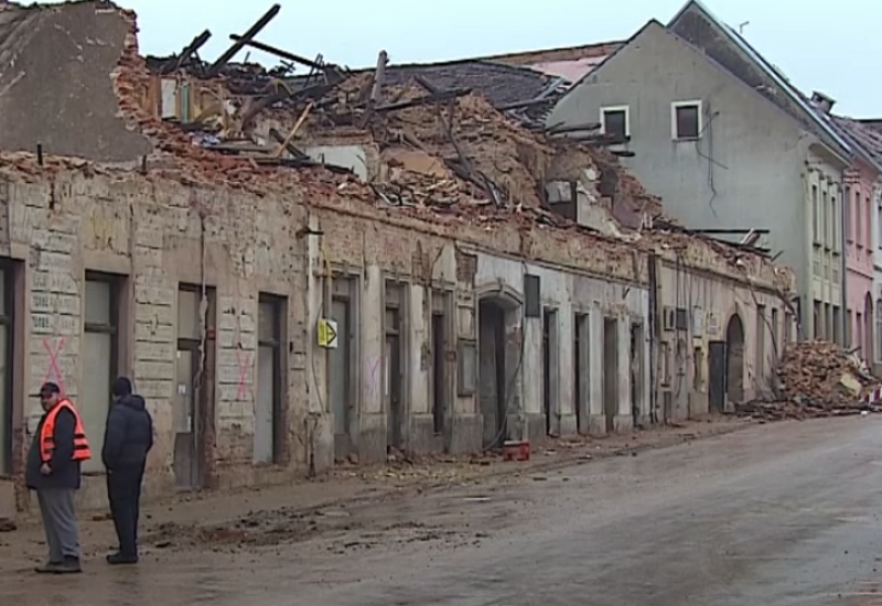Zamjenica gradonačelnika Gline: Porodice i dalje žive u kontejnerima nakon zemljotresa