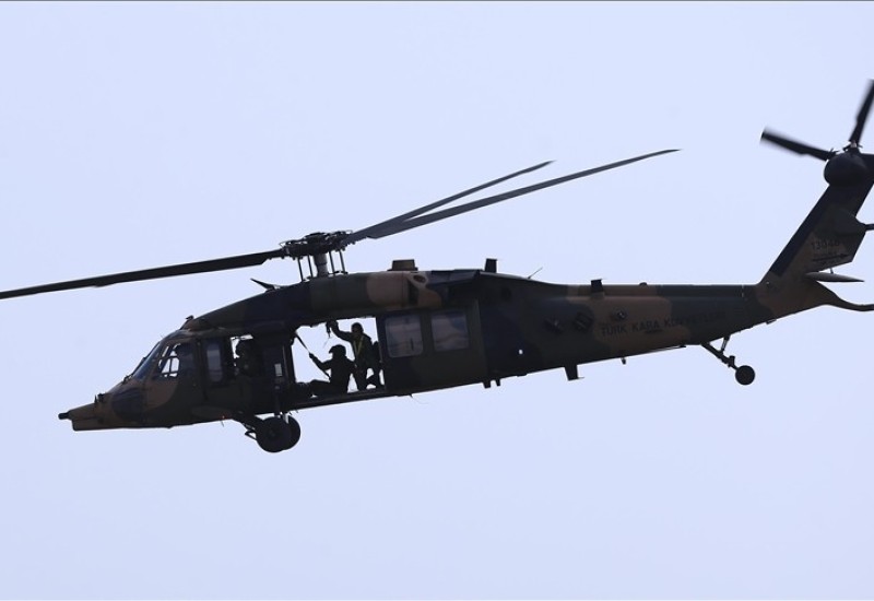 Šest lica poginulo u padu vojnog helikotpera