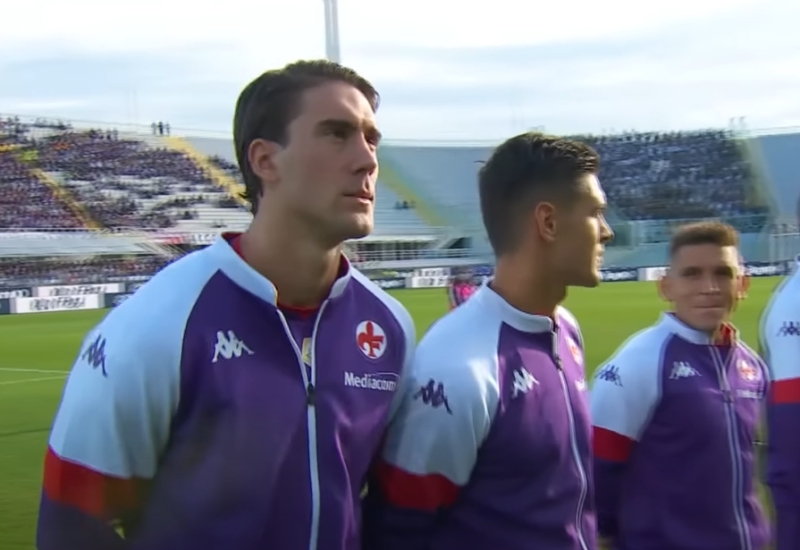 Povrijedio se Dušan Vlahović, navijači u strahu