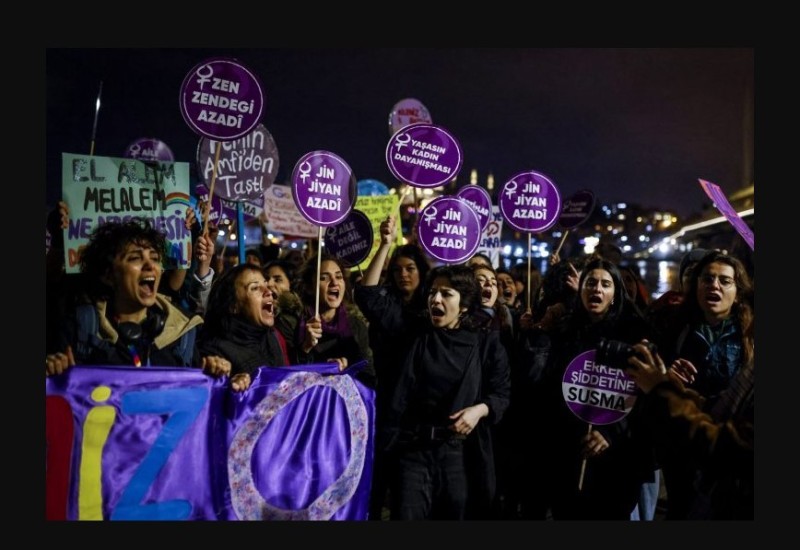 Razbijen protest protiv nasilja nad ženama u Istanbulu