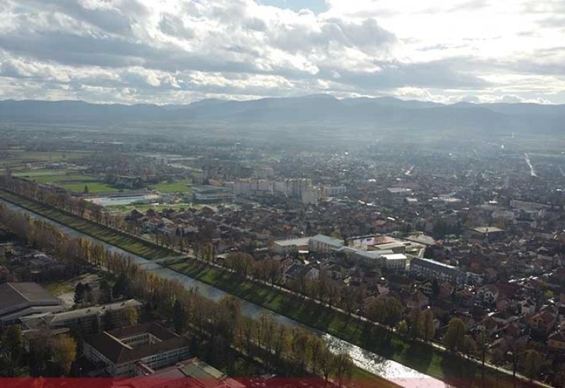 Dronovi iznad Pirota, armija vatrogasaca na terenu: Okruženi vagoni iz kojih curi amonijak
