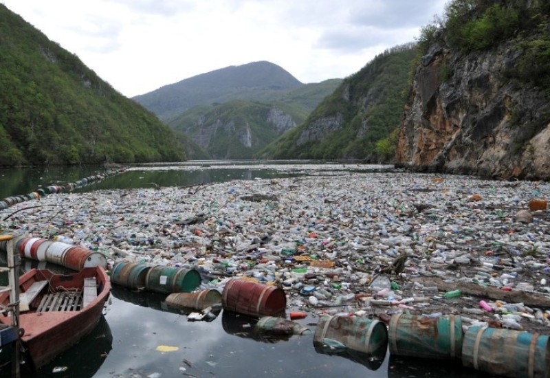 Sankcije za sve koji zagađuju rijeke: Otpad na Drini ugrožava HE Višegrad