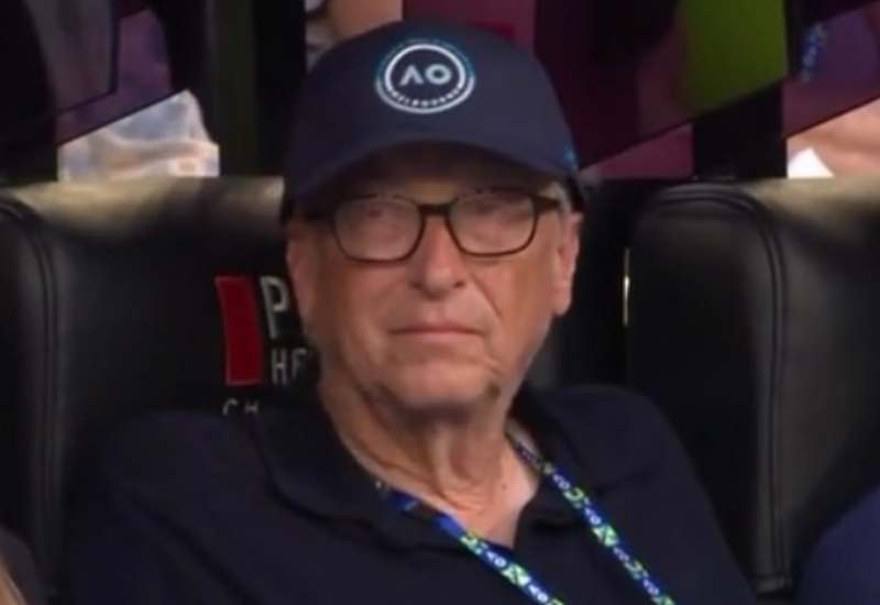 Bil Gejts na Đokovićevom meču