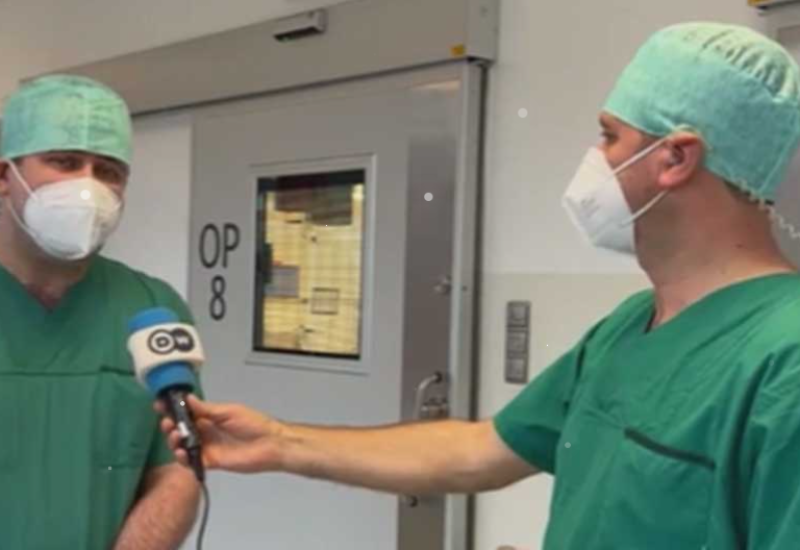 Banjalučanin izveo hiljaditu operaciju u Njemačkoj i to uz pomoć robota