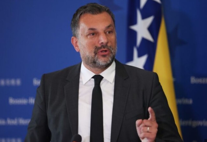 SDA i DF pokrenuli inicijativu za smjenu Elmedina Konakovića: Tvrde da imaju 11 potpisa