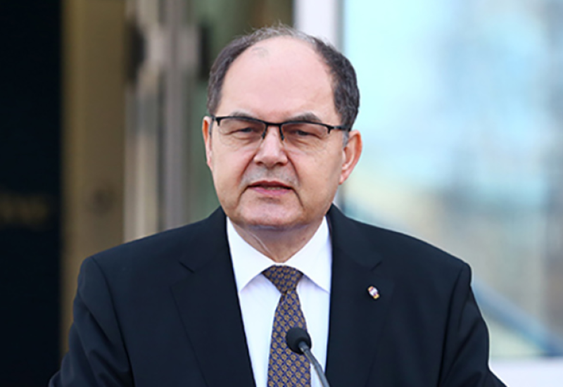 Analitičari oštro kritikuju rad njemačkog diplomate: Šmit rasparčao dignitet OHR-a