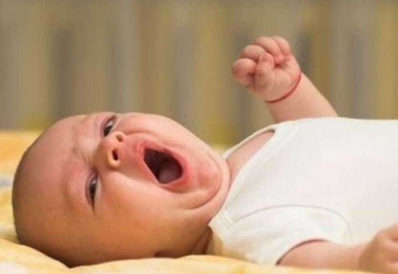 Djevojčica ubila sopstveno novorođenče: Ugurala bebi papir u usta, pa je bacila komšiji u dvorište