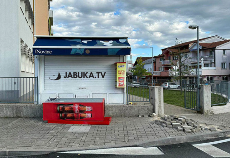 Nesvakidašnja nesreća: Dvije djevojčice povrijeđene nakon što je na njih pao frižider