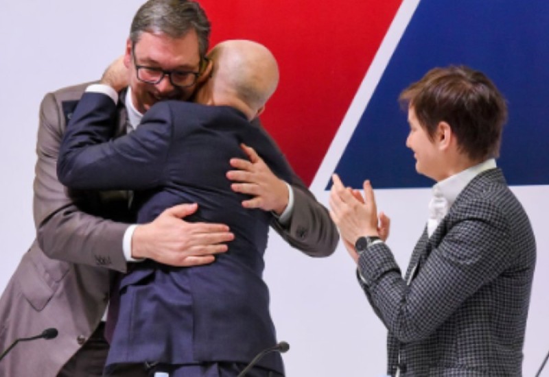 Vučićev nasljednik! Miloš Vučević je novi predsjednik Srpske napredne stranke