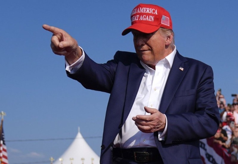 Tramp prijeti povlačenjem iz debate sa Kamalom Haris