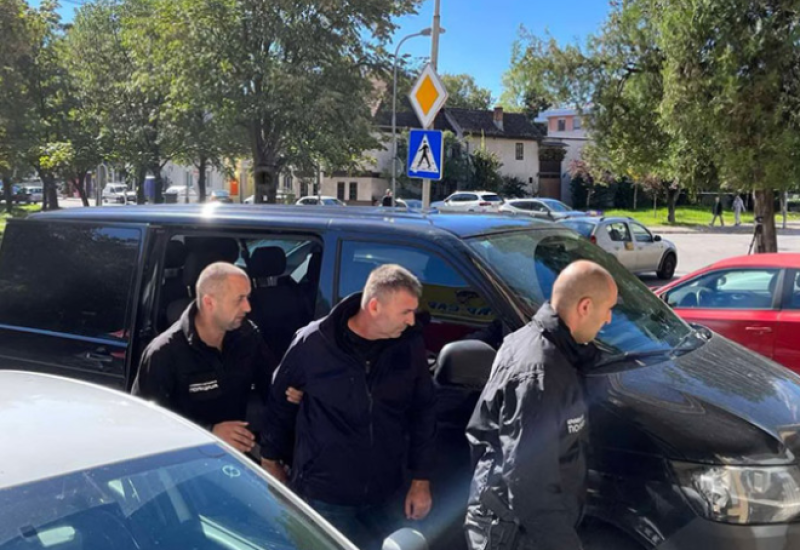 BANJA LUKA: Novitović stigao u Republičko tužilaštvo