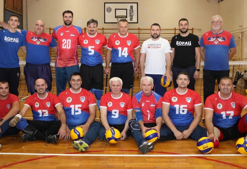 Pećanac posjetio Invalidski odbojkaški klub na prvom treningu