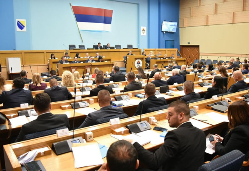 Narodna skupština primila ostavke ministara Dogana i Kabića