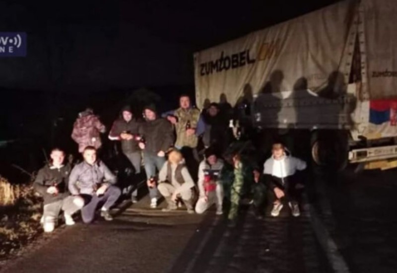 Blokiran prelaz Merdare iz pravca Kuršumlije ka Podujevu