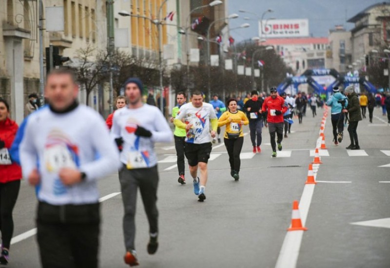 Obustava saobraćaja zbog trke