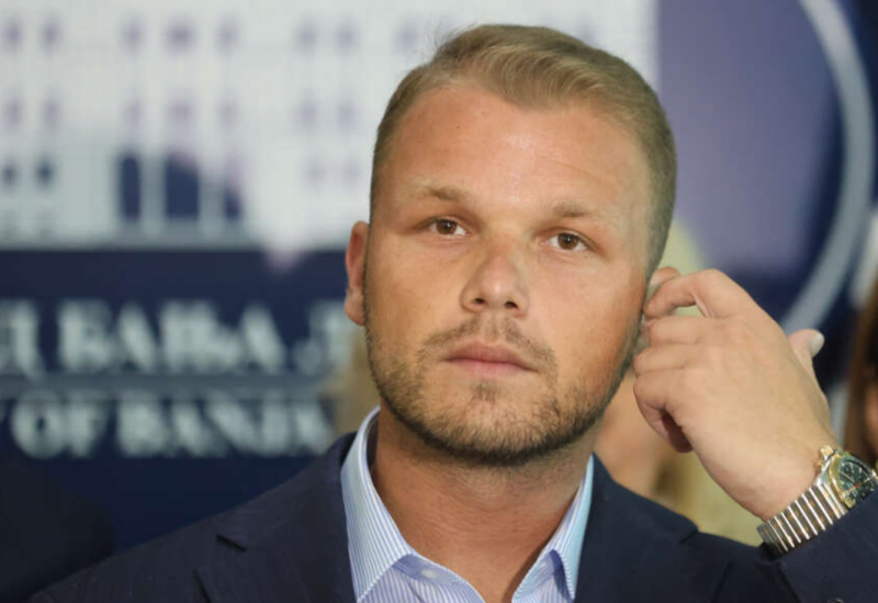 „Maksimović nikad nije bio naš član“ Stanivukovićev pokret demantovao Stanivukovića