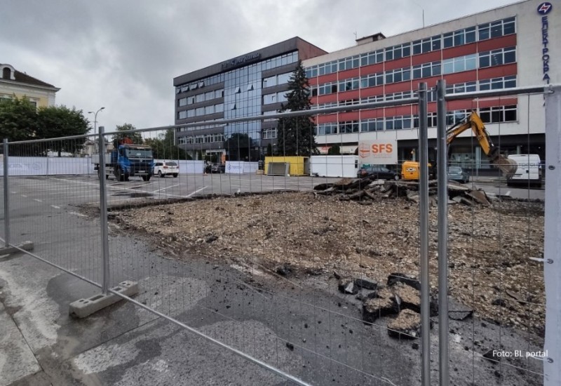 Bageri počeli sa radom: Raskopan Krašov parking u Banjaluci