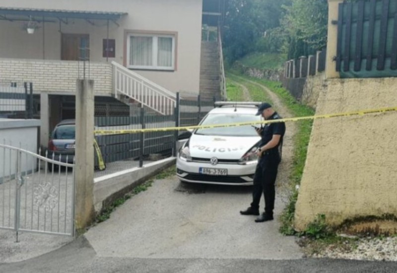 Detalji stravičnog užasa u Sarajevu: Ubio brata i snahu, zapalio kuću, pa presudio sebi