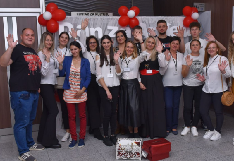 BIJELJINA: Održan humanitarni koncert, za liječenje Anđele Tanacković prikupljeno 6.600 KM