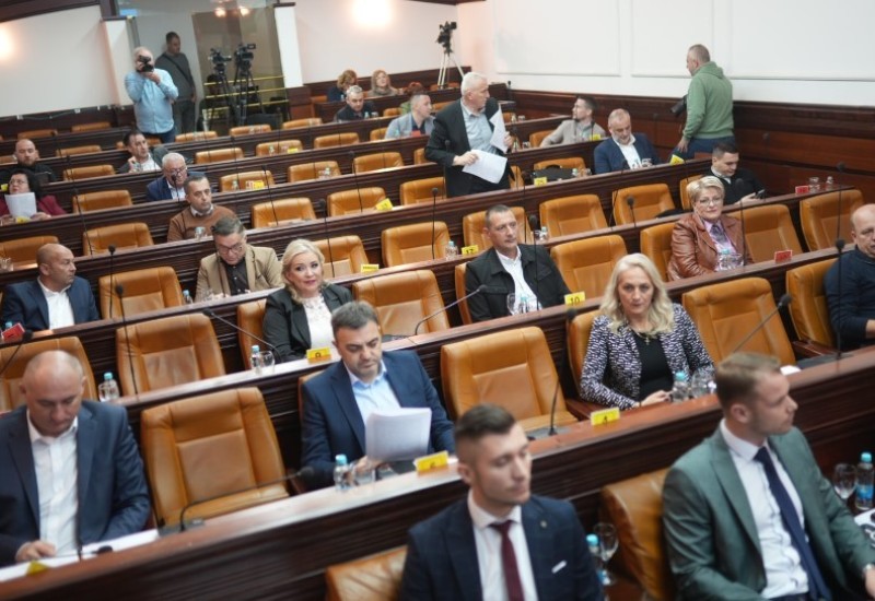 Upitne plate ovim radnicima: Odbornici u Banjaluci odbili kreditno zaduženje