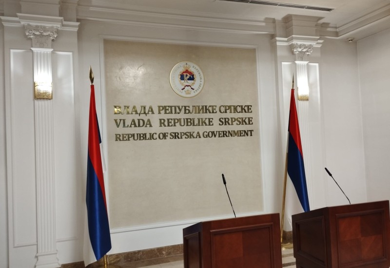 Minić: Vlada neće dozvoliti da se pravoslavne svetinje knjiže na BiH