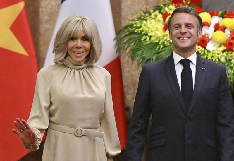 Bliska prijateljica Makronovih otkrila: "Zove je na svakih sat i po"