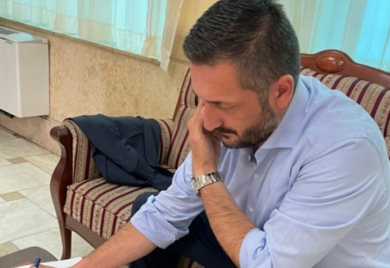 Ninković iz hodnika pozvao odbornike: Danas o Akvani uprkos opstrukcijama gradonačelnika