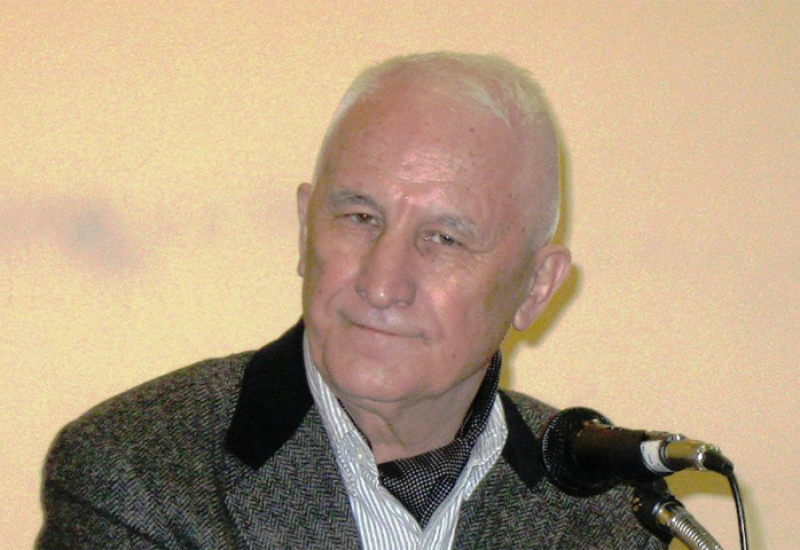 Bećković 83. rođendan slavi u Valjevskoj gimnaziji