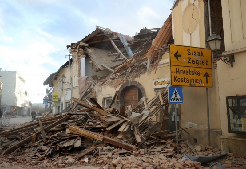 Godišnjica katastrofalnog zemljotresa na Baniji: Za dvije godine sagrađeno samo šest kuća