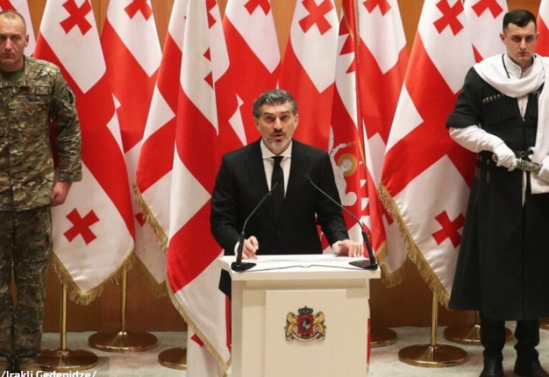 Novi gruzijski predsednik položio zakletvu, protest ispred predsedničke palate