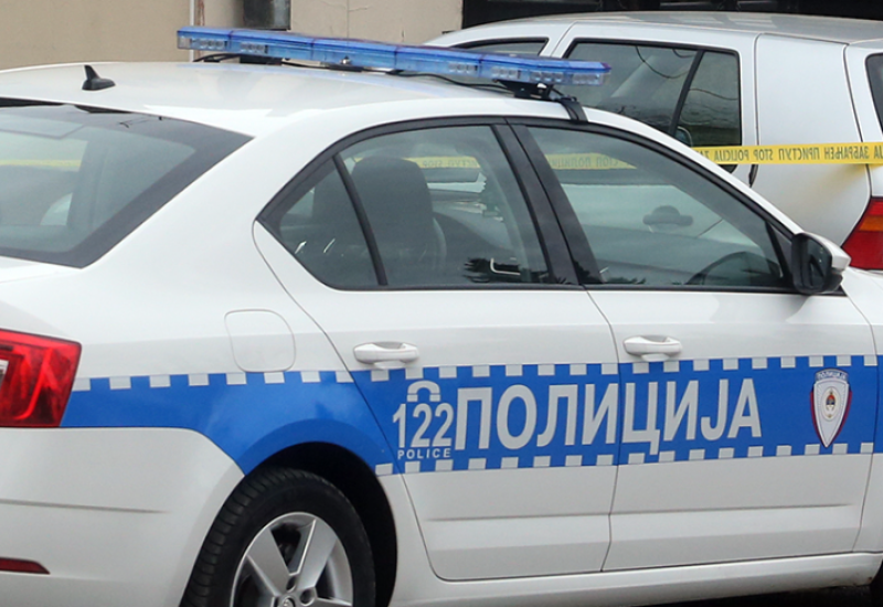 Izgorio pomoćni objekat u Čajniču: Uhapšena četiri Avganistanca