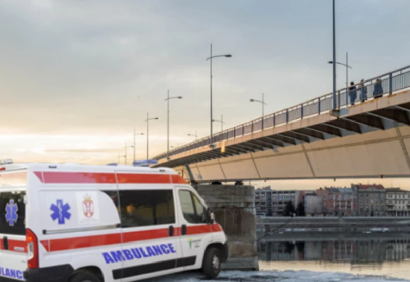 Djevojka skočila sa mosta: Hitna pomoć i policija na terenu, u toku potraga