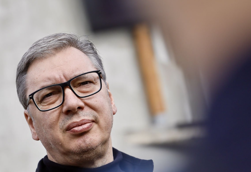 Vučić se oglasio na TikToku, objavio neobične fotografije