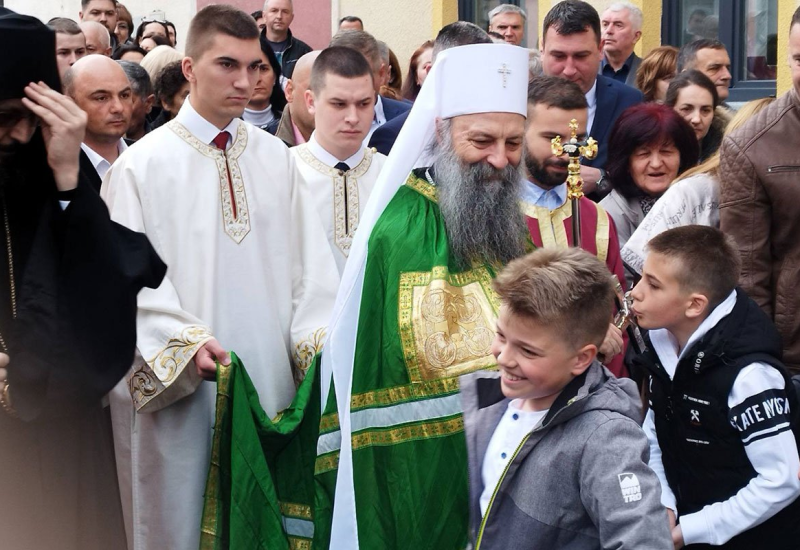 Patrijarh Porfirije predvodi liturgiju u Mrkonjić Gradu, prisutan veliki broj vjernika