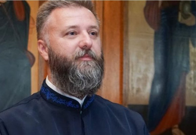 Otac Predrag upozorio: Ovaj običaj Srbi praktikuju na sahranama a zapravo je “ruganje pokojnicima”