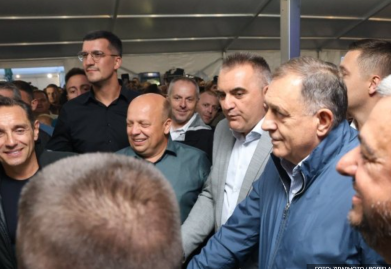 Dodik u Stričićima na 60. jubilarnom “Kočićevom zboru”