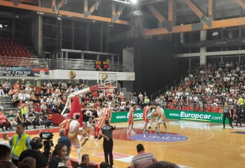 Zvezda protutnjala Laktašima: Crveno-bijeli pobjedom počeli ABA ligu