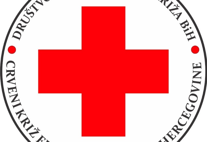 Neetično ponašanje službenika Crvenog krsta