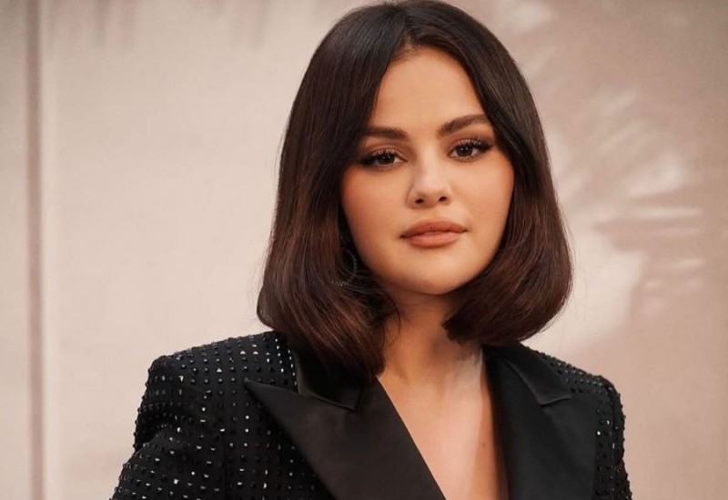Novi napadi na Selenu Gomez: "Ona je bolesna osoba koja mrzi SAD"