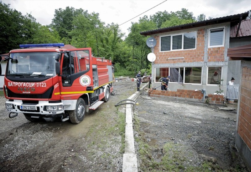 Velika šteta od poplava u Tesliću: Za 30 minuta ostali bez svega