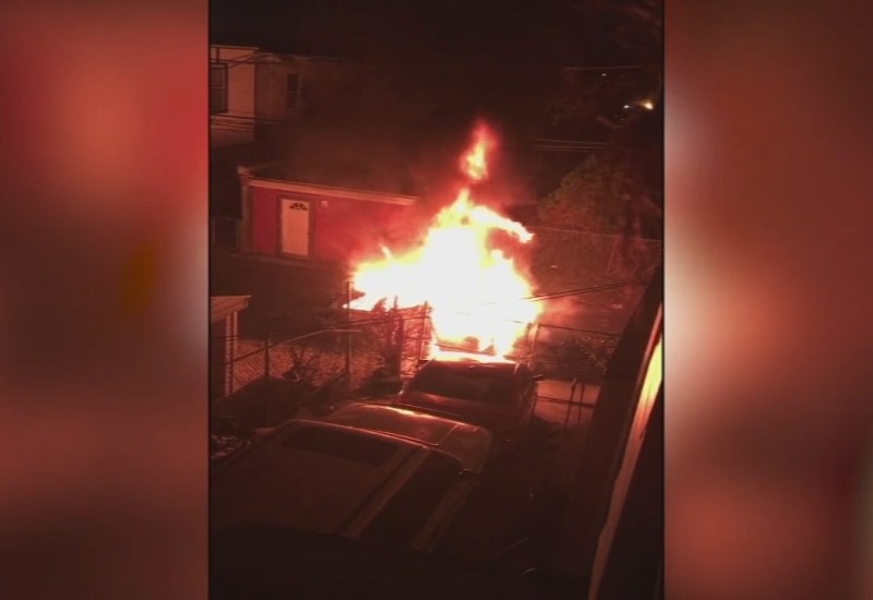 Zapalio tinejdžerku jer je odbila njegovu prosidbu