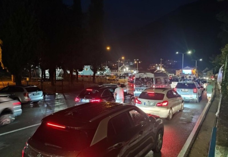 Protesti širom Crne Gore zbog formiranja Vlade
