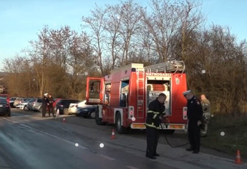 Prvi snimci sa mjesta pada aviona u Prijedoru VIDEO